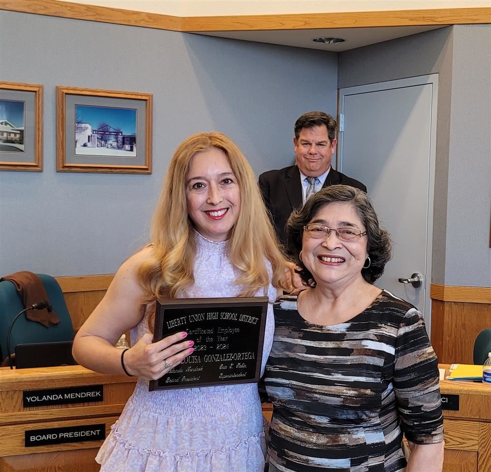  Annalouisa Gonzalez-Ortega, LUHSD Teacher of the Year 